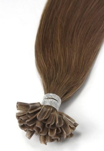 Uporaba keratinskih lasnih podaljškov za dolgotrajno lepo frizuro